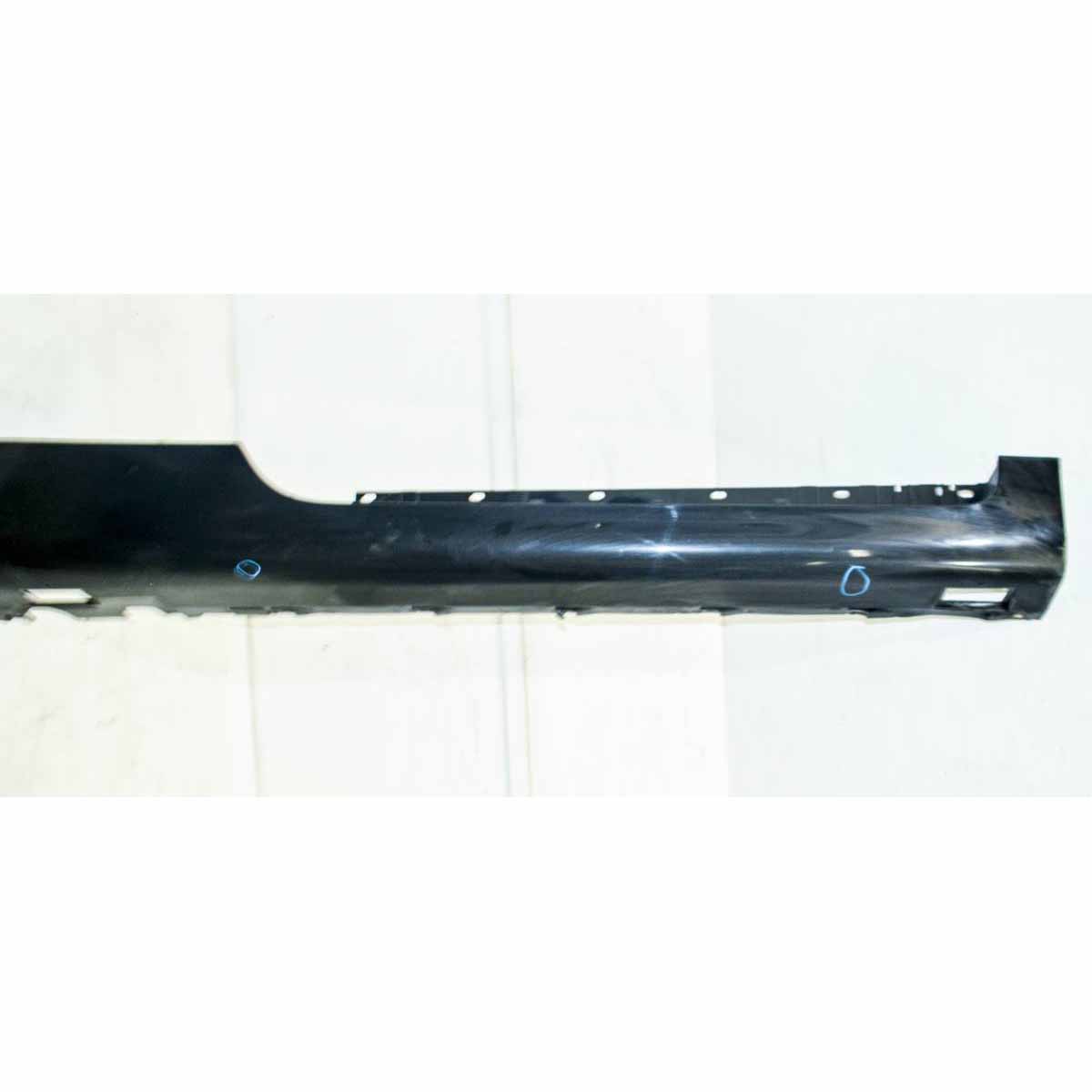 prahová lišta pravá AUDI TT 8J0 2011-14 8J0853856D - poškozený lak