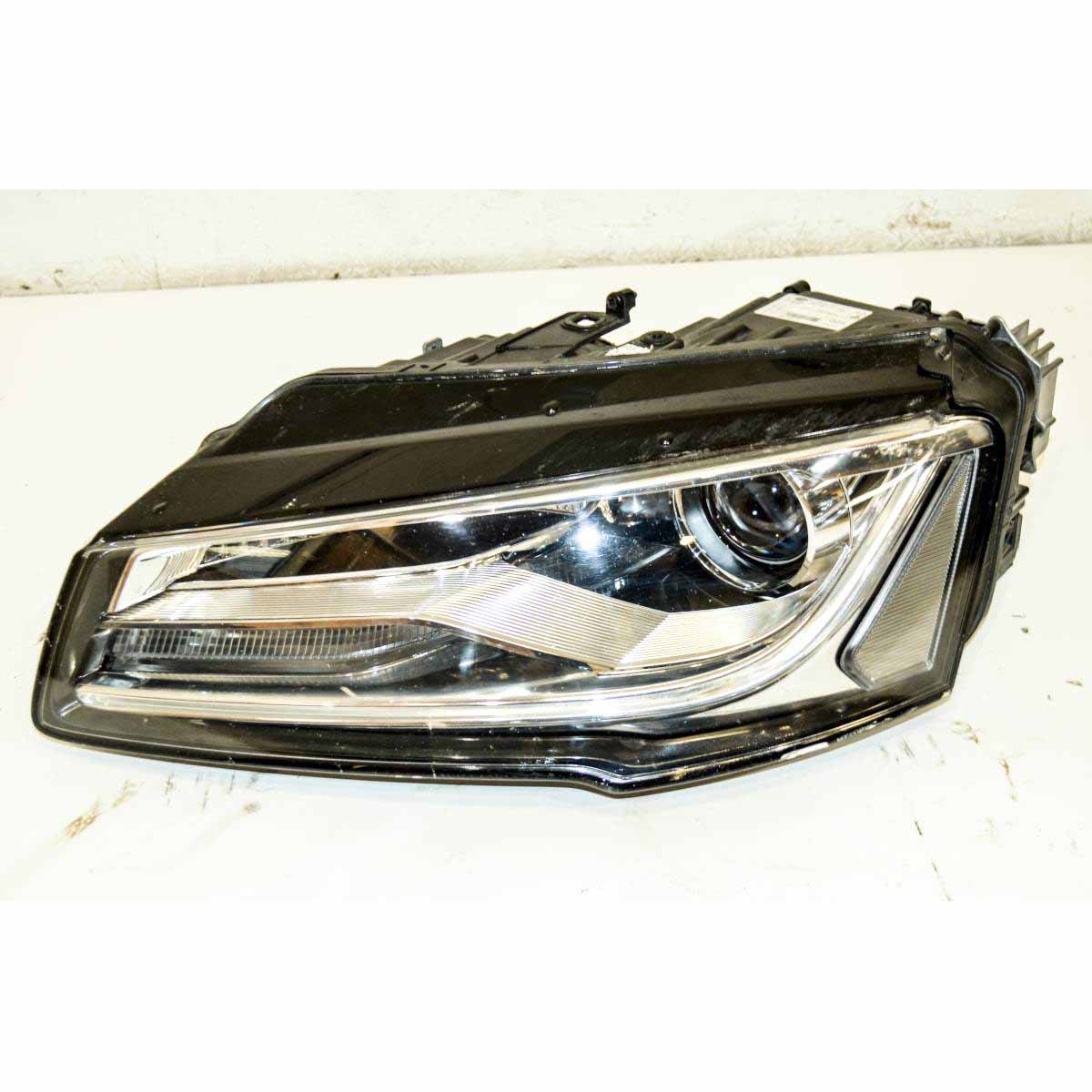světlomet přední levý - kompletní xenon AUDI A8 4H0 lift 4H0941005 4H0941043 - pošk.