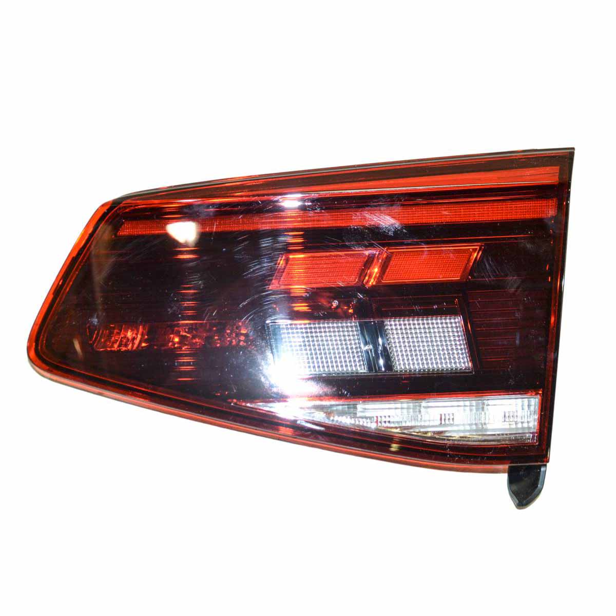 lampa zadní pravá - LED, vnitřní do pátých dveří VW Passat B8 3G0 lift combi 3G9945094K