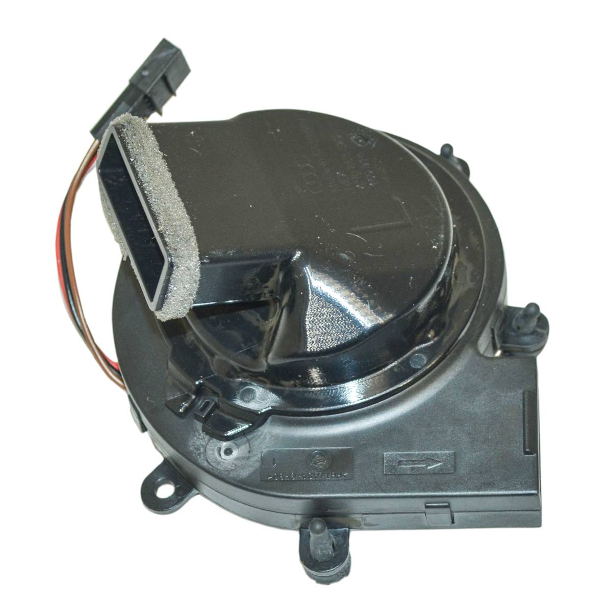 ventilátor (odvětrávač) akumulátoru AUDI A8 4N0 4N0915213C