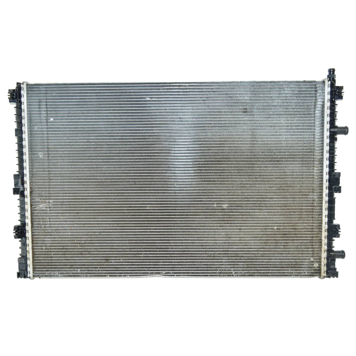 chladič intercooler AUDI Q7 4M0 3,0 TDi 4M0145804AA
