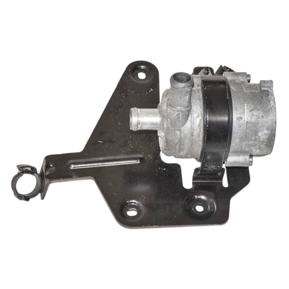 čerpadlo vodní + držák AUDI A6 4G0 lift 2,0 TDi CNH 140 KW 4H0965567A 4G0145879N