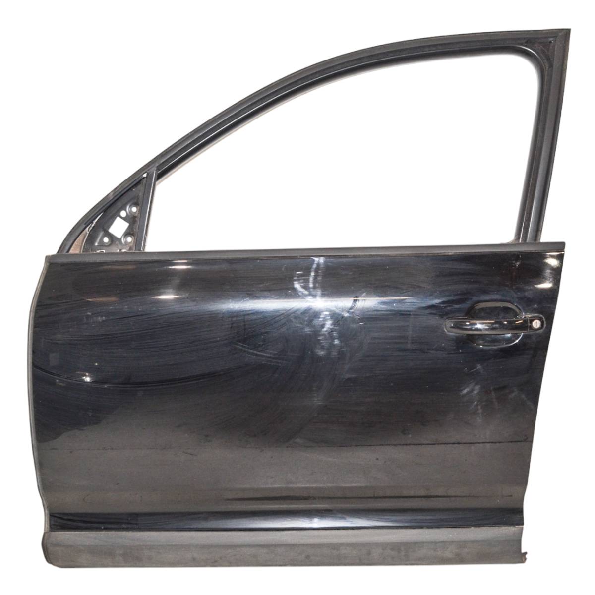dveře přední levé VW Touareg 7LA 7L6 7L0831055L - lehce poškrábané (Holé)
