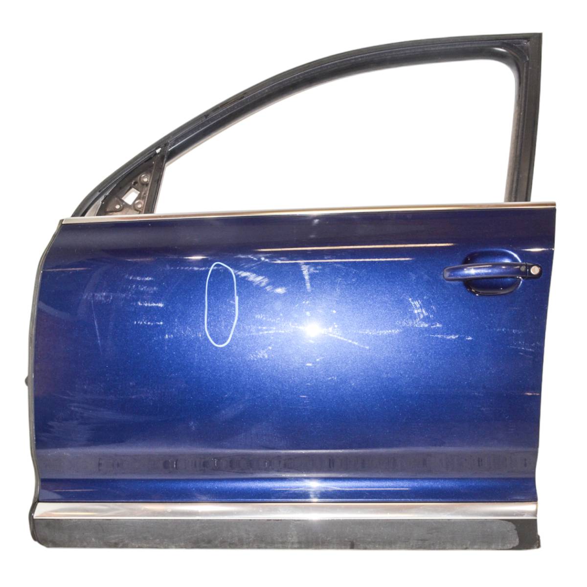dveře přední levé VW Touareg 7LA 7L6 7L0831055L - lehce poškrábané