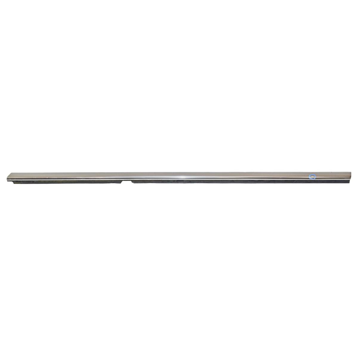 těsnění dveří levé zadní + chromová lišta VW Passat CC 3C8 (lift) 3C8839475F - poškozené
