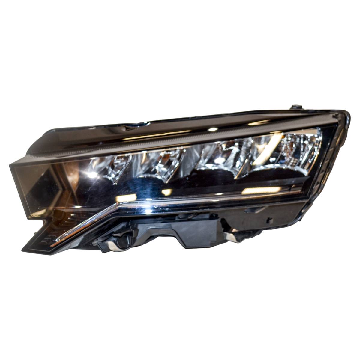 světlomet přední levý - kompletní LED ŠKODA Octavia IV 5E3 lift  5E4941009 - poškozený