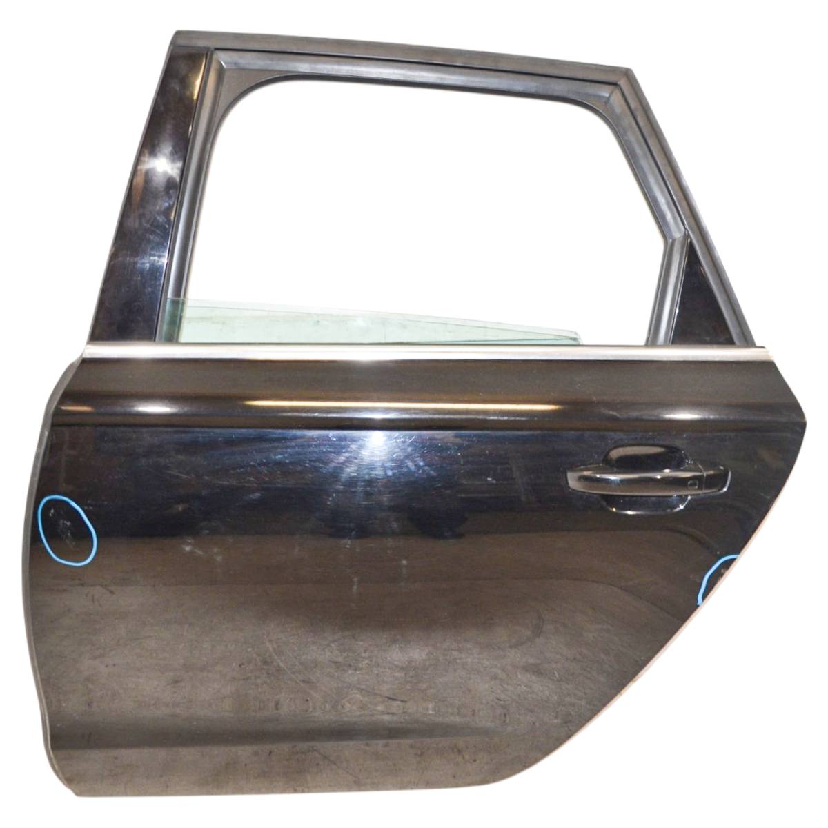 dveře zadní levé AUDI A6 4G0 (lift) sedan 4G5833051 - poškrábaný lak (Holé)