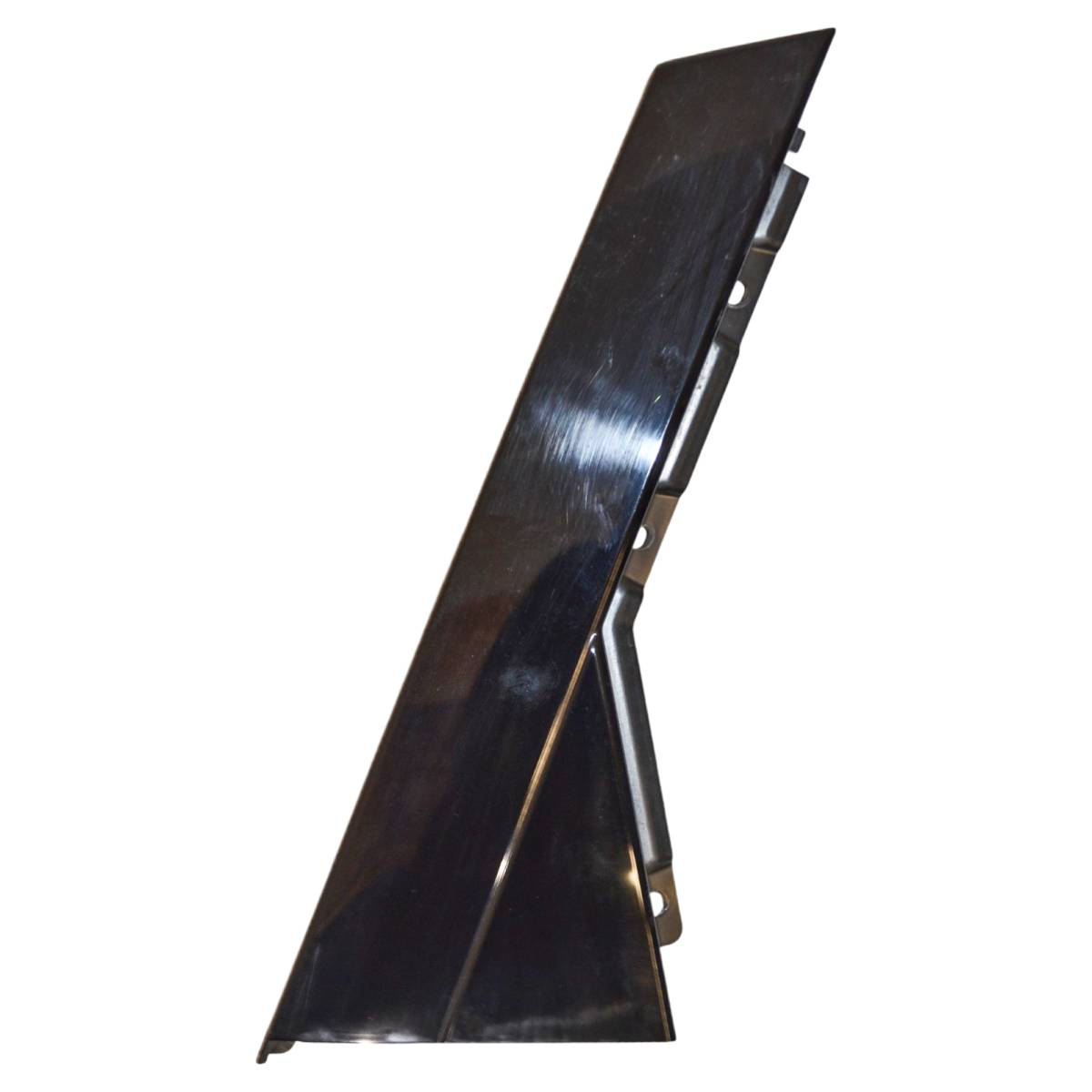 lišta dveří pravá zadní - panel sloupku C AUDI Q3 83A 83A839904 - lehce poškrábaná
